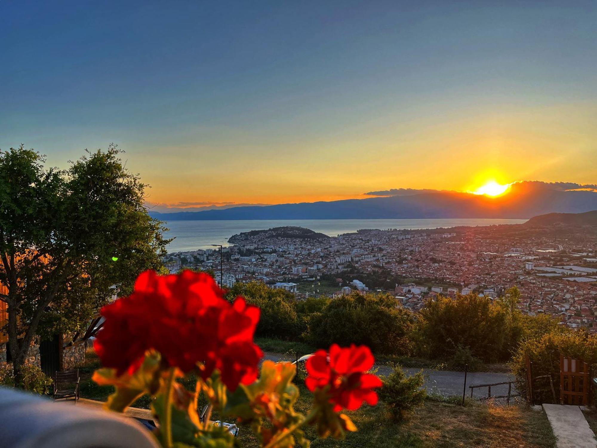 Villa & Apartments Cityview Ohrid Exteriör bild