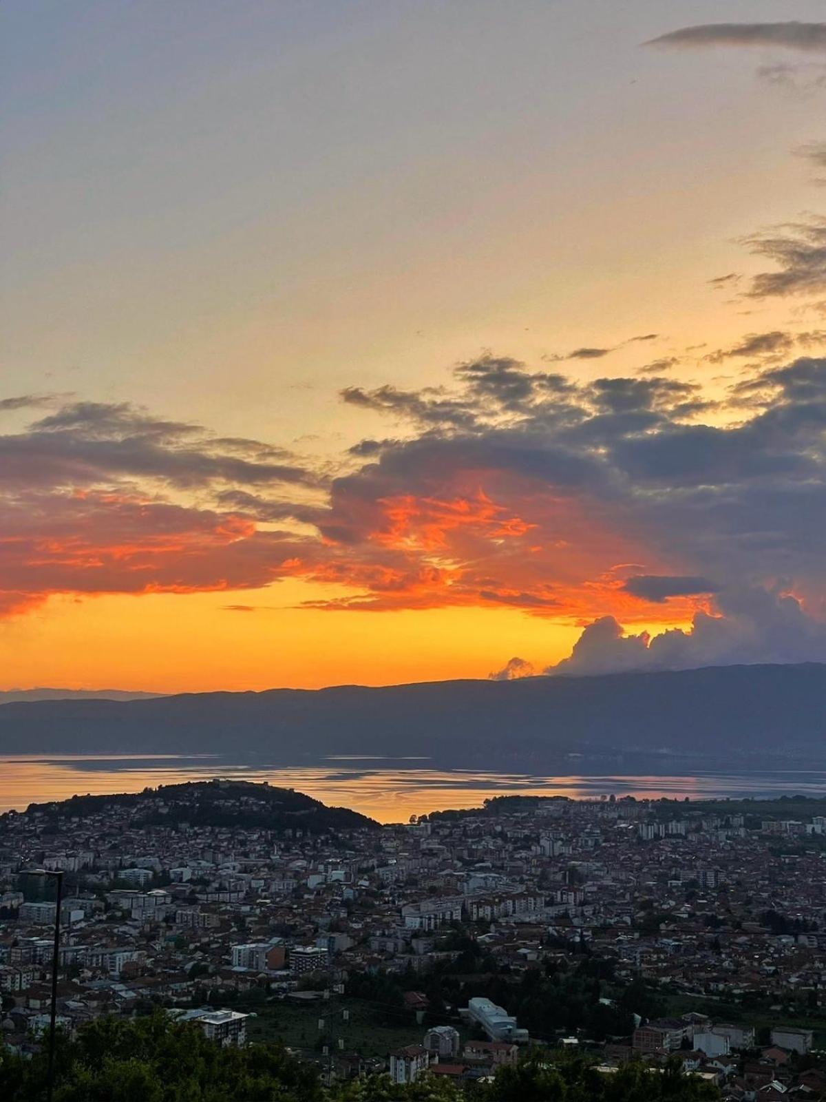 Villa & Apartments Cityview Ohrid Exteriör bild